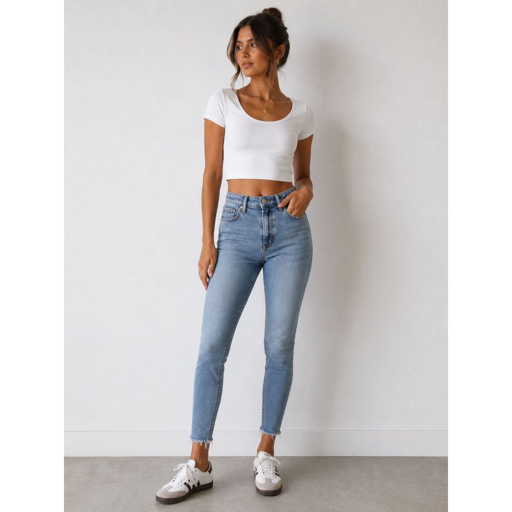 We The Free Frayed Skinny Jeans Size 31